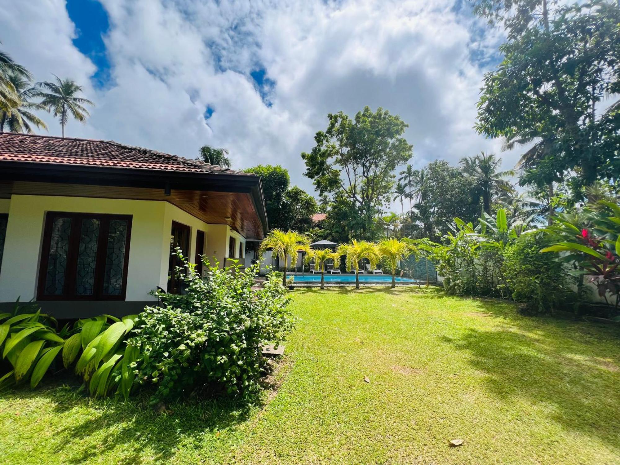 Jaya Villa Hikkaduwa Ngoại thất bức ảnh